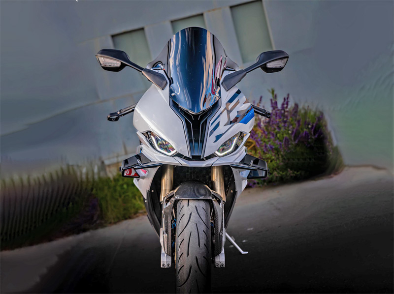 BMW S 1000 RR stulen i Nacka utanför Stockholm