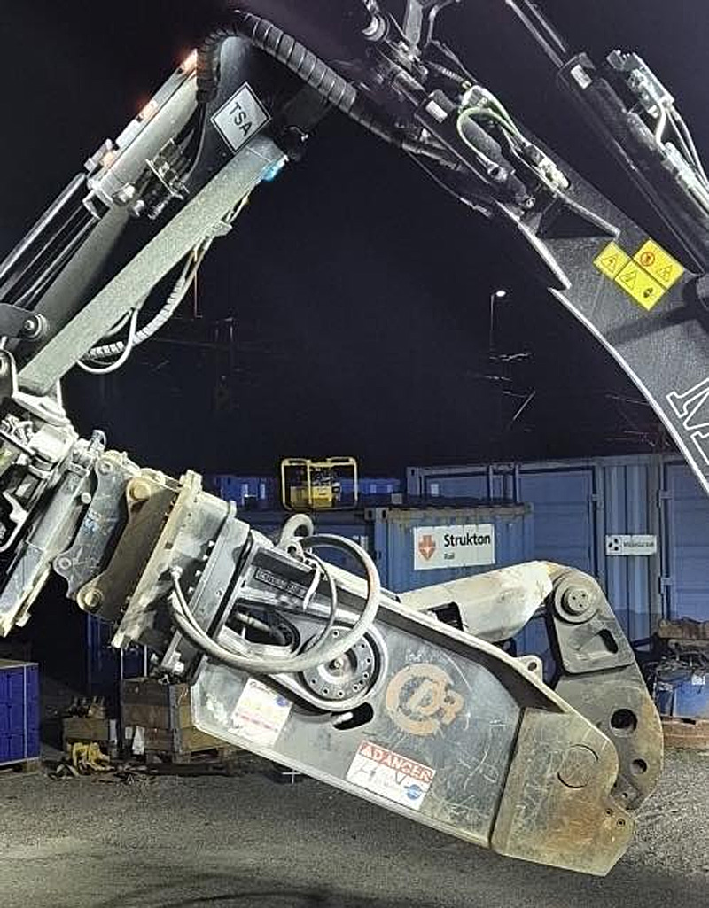 Rälsknäck, verktyg för skrotning av järnvägsräls stulen i Morgongåva öster om Sala