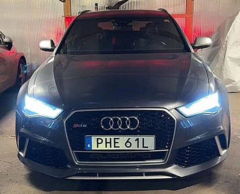 Mörkgrå metallic Audi RS6 Avant Quattro stulen i Åstorp nordost om Helsingborg