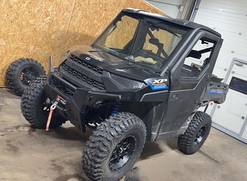 Svart Polaris Ranger XP 1000 Nordic PRO stulen i Falun