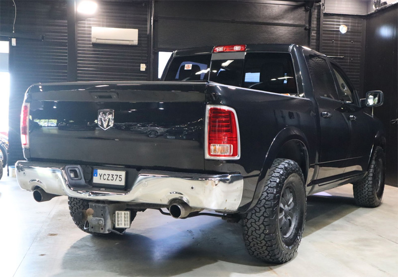 Svart RAM 1500 Crew Cab Laramie Diesel stulen i Johanneshov, Stockholm