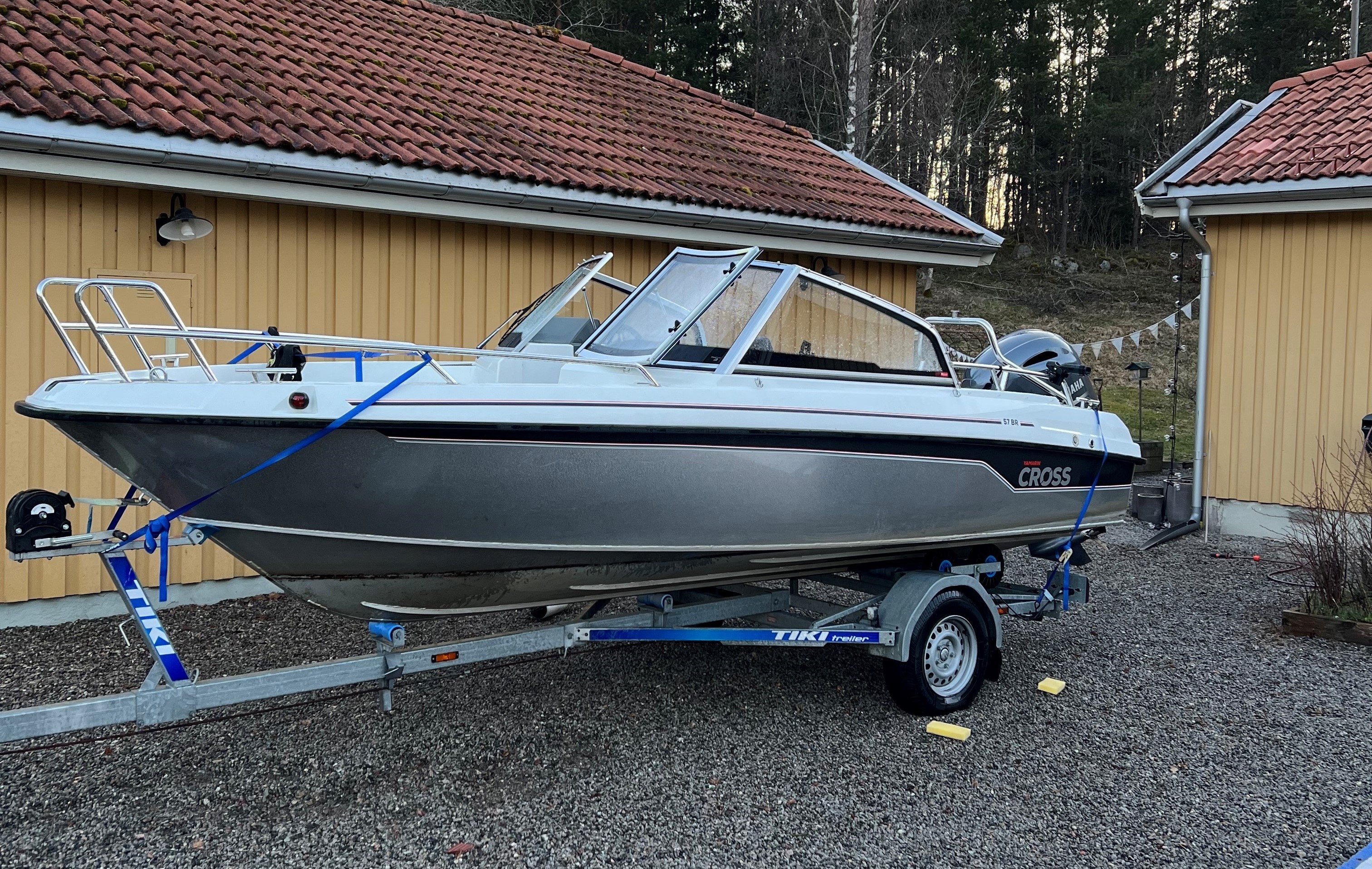 Yamarin Cross 57 BR stulen i Nykvarn