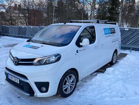 Två Toyota Proace och en Peugeot E-Expert stulna vid inbrott i Sollentuna